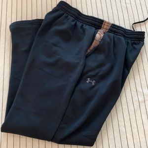 Men’s Under Armour cold gear loose pants XL pants